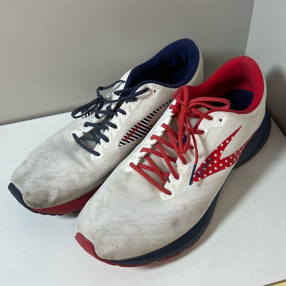 Brooks Size 14 Launch 7 DNA USA Patriotic Red, White, and Blue Athletic Shoes - Picture 5 of 12